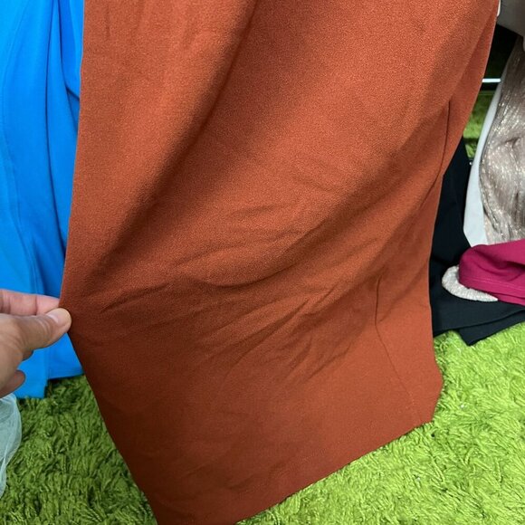 Nookie Revolve Lexi Chain Formal Black Tie Gown Open Back SMALL in Rust $299 - Picture 3 of 4